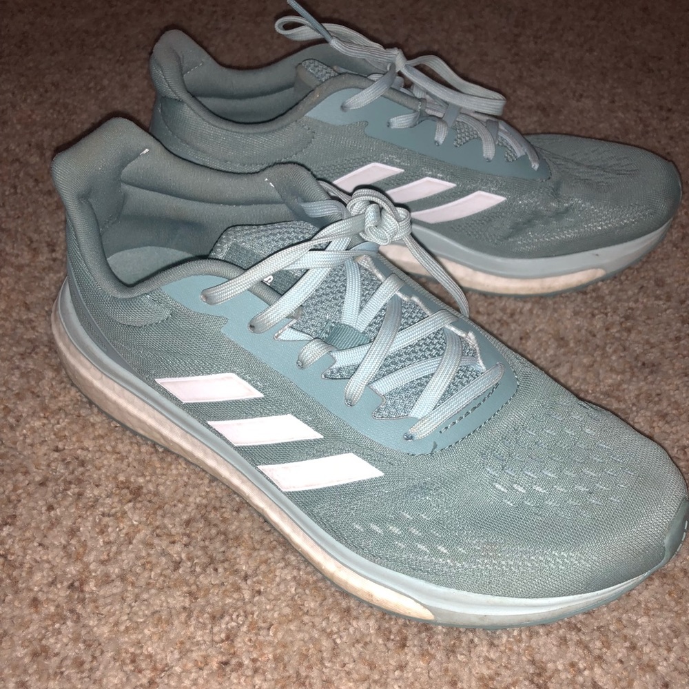 Adidas size 9 sneakers